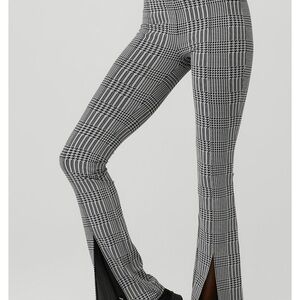 ALO Yoga Black and White Plaid Leggings